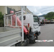 Nissan Cassone con gru